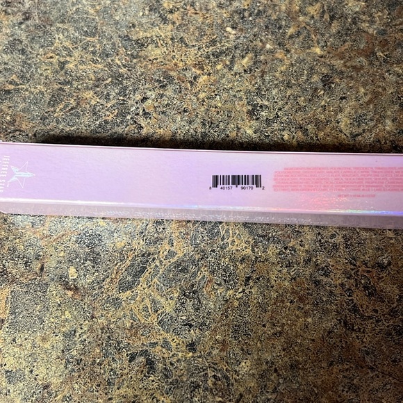 JEFFREE STAR SUPREME GLOSS ( BLOW MY CANDLES) - Picture 6 of 6